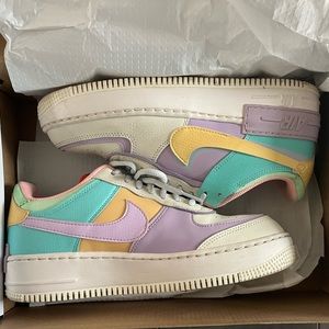 Air Force 1 Shadow - Pale Ivory/Celestial Gold - Women’s 9 - Limited Edition